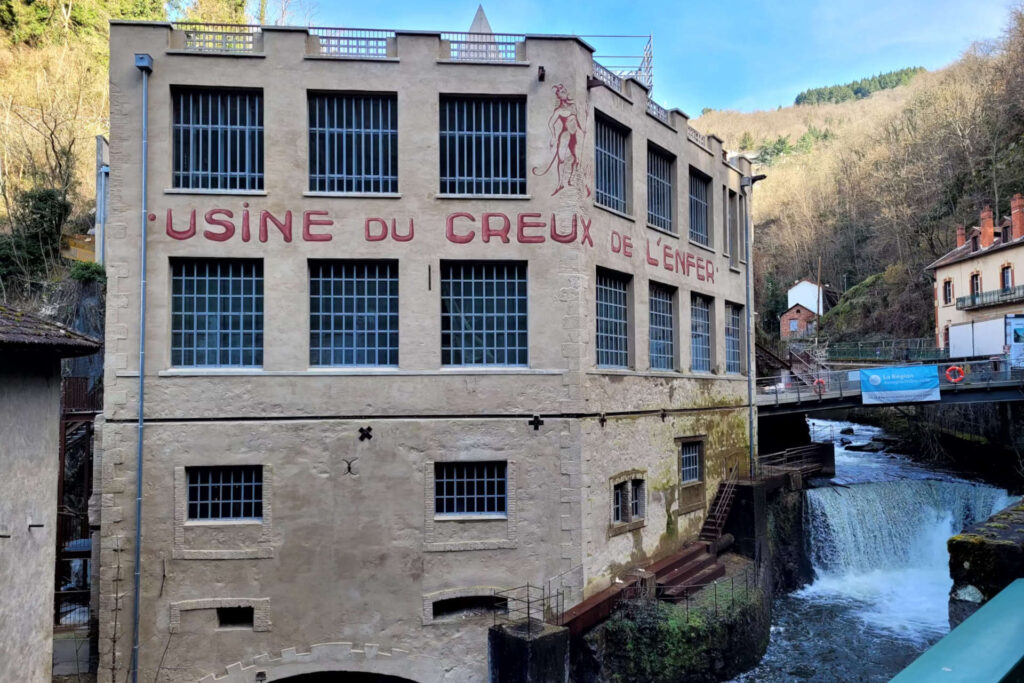 Usine du Creux de l'enfer.