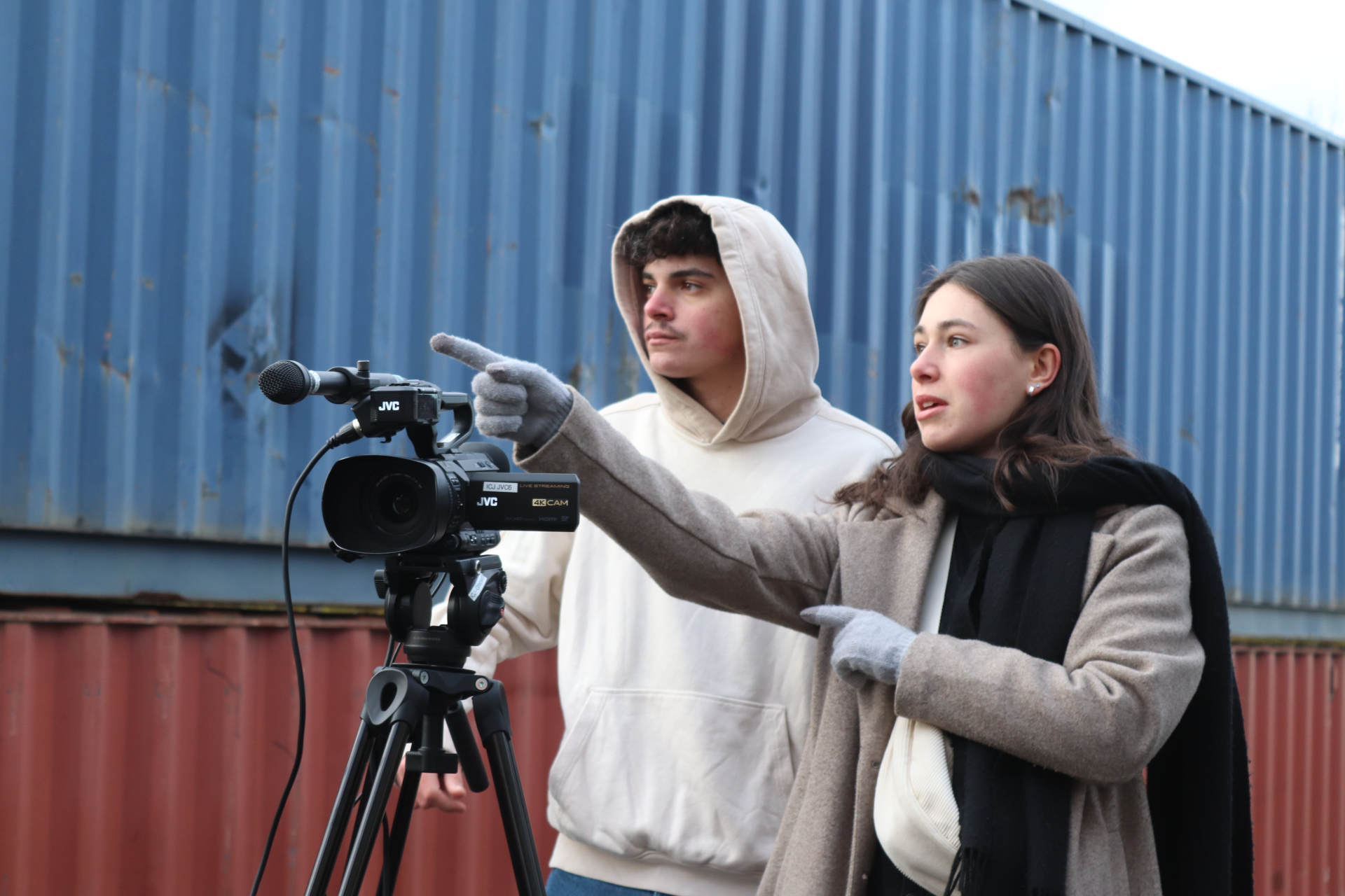 Etudiants en journalisme en action.