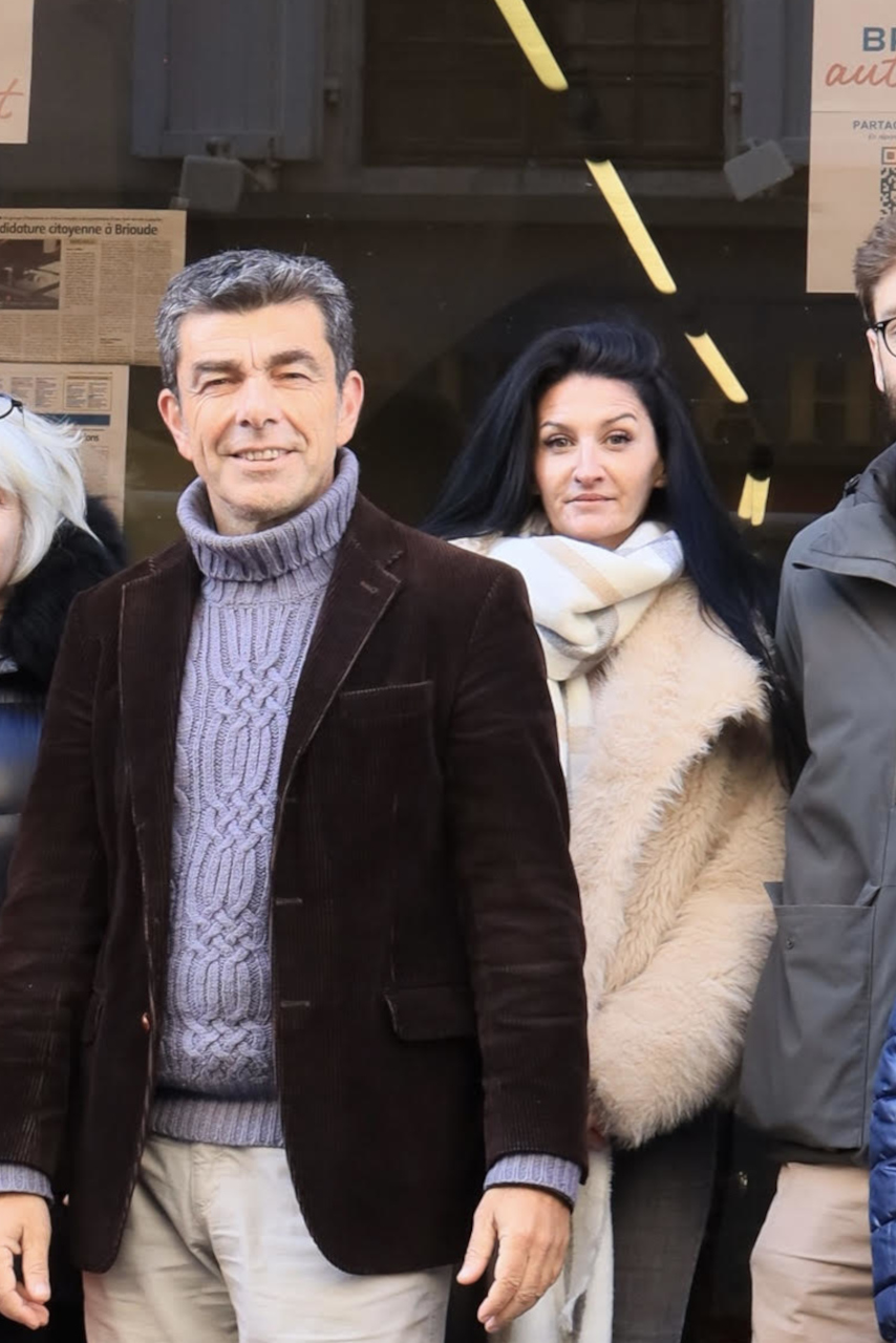 Christophe Bedrossian et les membres de la liste Brioude Autrement